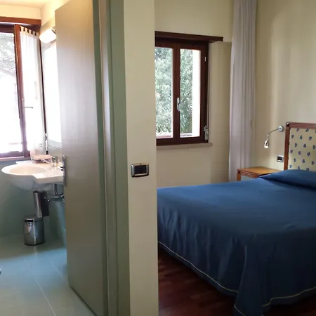 Il Castellaccio Hotel 3*