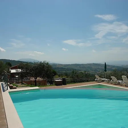 Il Castellaccio 3* Piccione