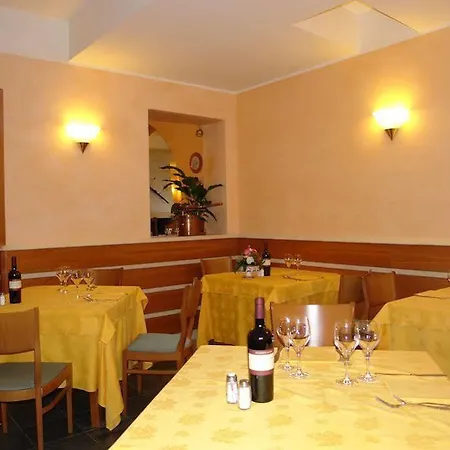 Il Castellaccio Ξενοδοχείο Piccione